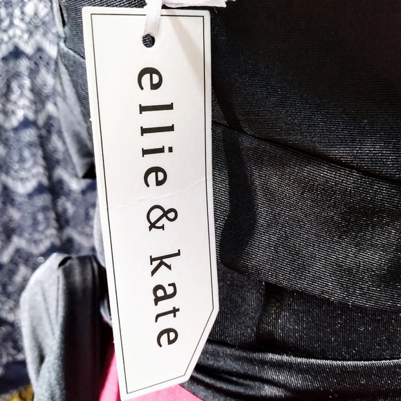 Ellie & Kate NWT Large Black Long Sleeve Crop Top - Picture 7 of 9